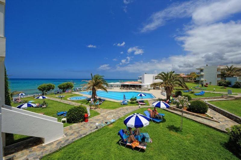 Ariadne Beach Hotel Stalida Bagian luar foto